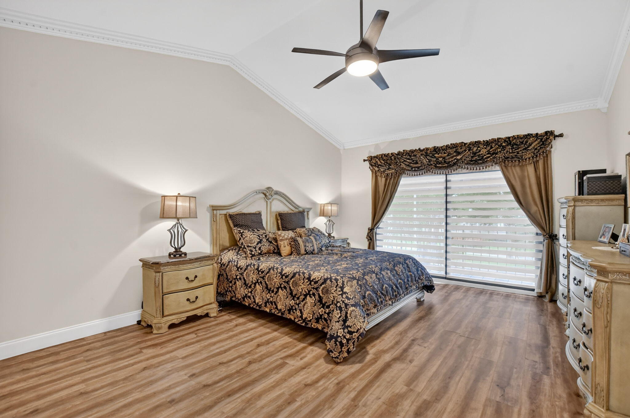 23260 Mirabella Circle North Boca Raton, FL 33433 - Photo 32 of 71 32-web-or-mls-DSC_2660