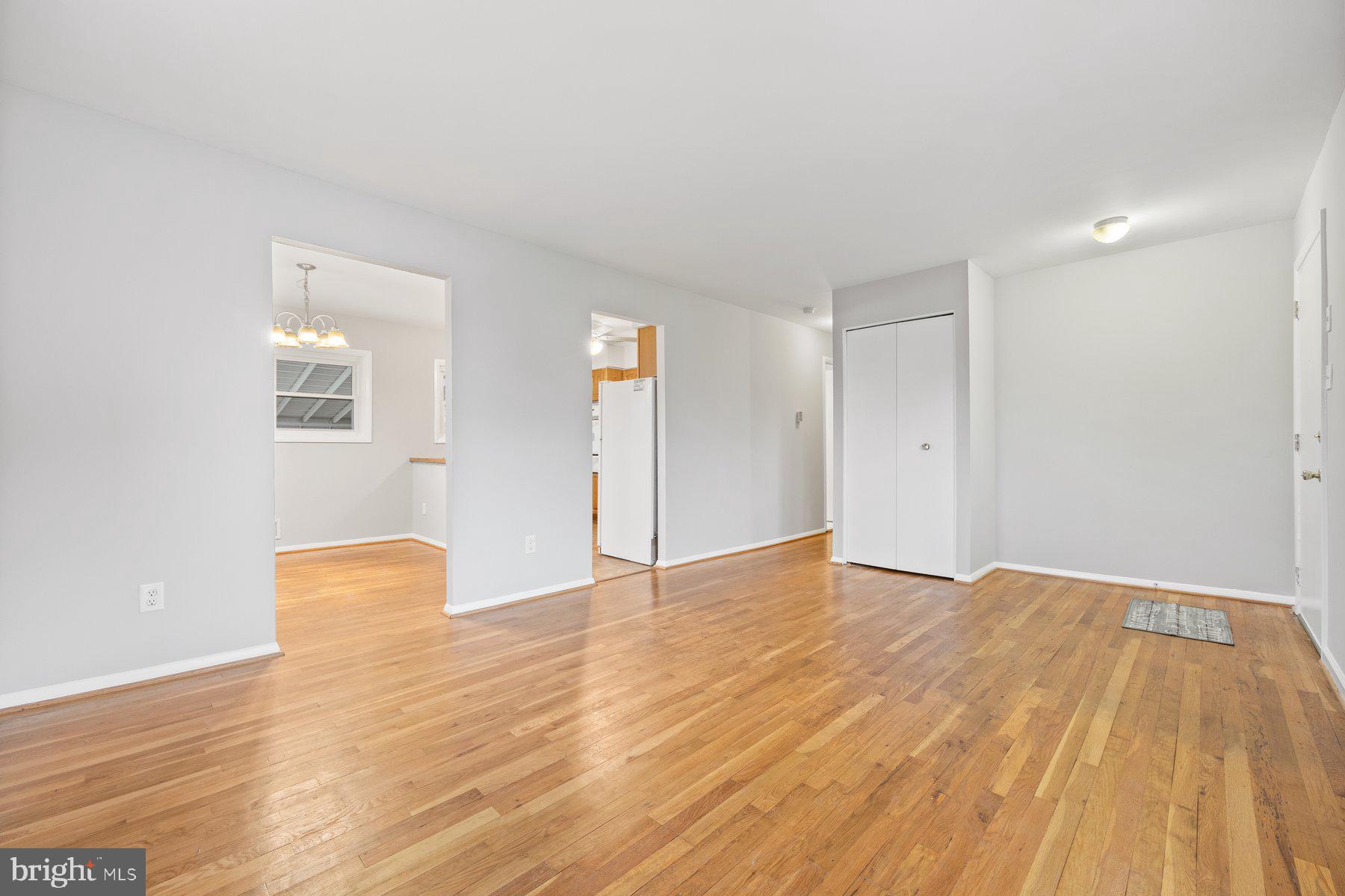 810 Bobby Road Catonsville, MD 21228 - Photo 10 of 36
