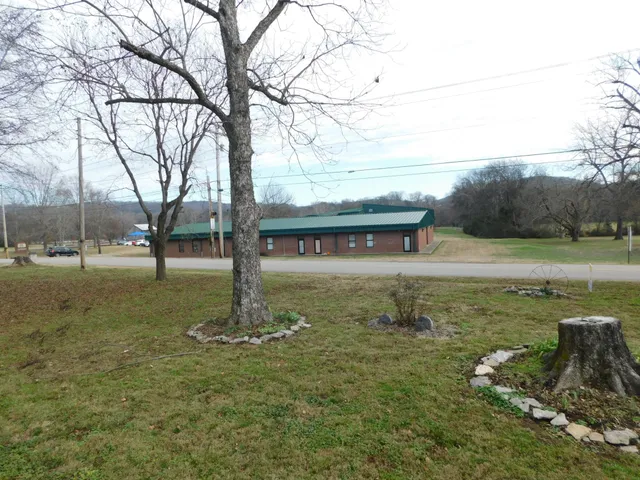 $266,500 | 417 Old Highway 31 East, Bethpage, TN 37022