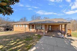 6009 Fall Creek Dock Road Russellville, TN 37860 - Photo 2 of 49 aYLKfxGQ