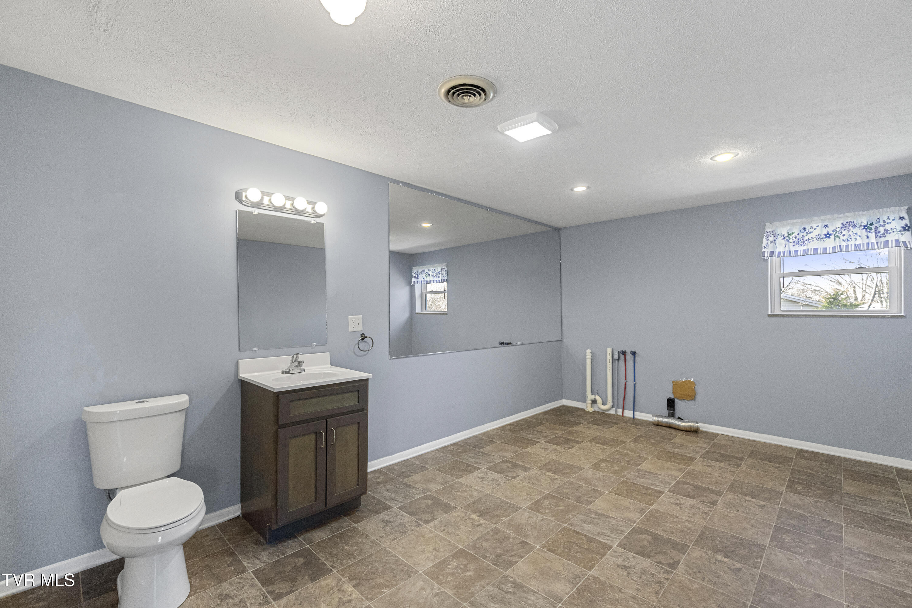 6009 Fall Creek Dock Road Russellville, TN 37860 - Photo 35 of 50 DSC06934