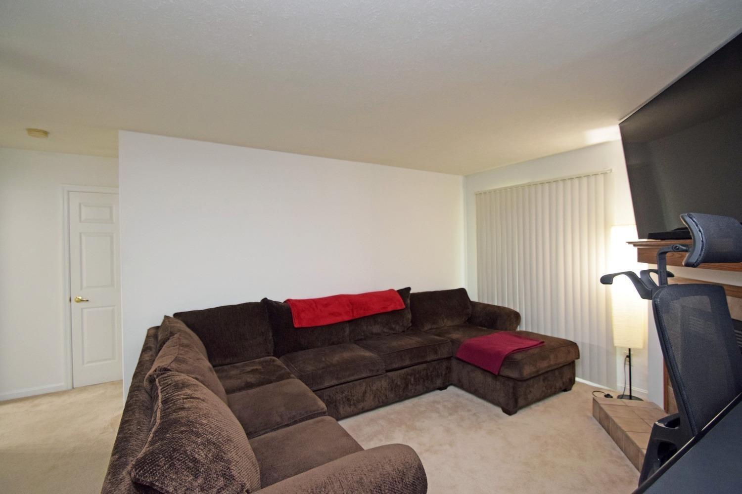 10555 Montgomery Road, Unit 10 Montgomery, OH 45242 - Photo 8 of 27