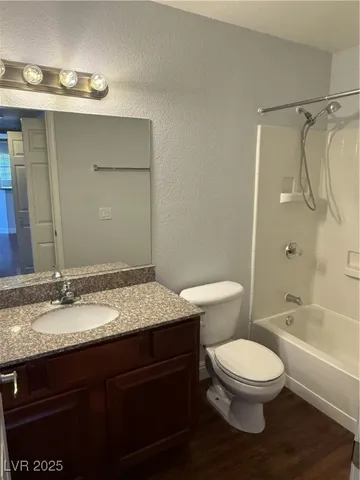 $1,350 | 2801 North Rainbow Boulevard, Unit 211, Las Vegas, NV 89108
