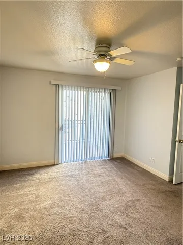 $1,350 | 2801 North Rainbow Boulevard, Unit 211, Las Vegas, NV 89108