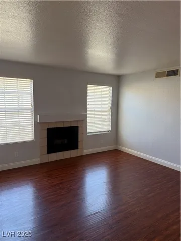 $1,350 | 2801 North Rainbow Boulevard, Unit 211, Las Vegas, NV 89108