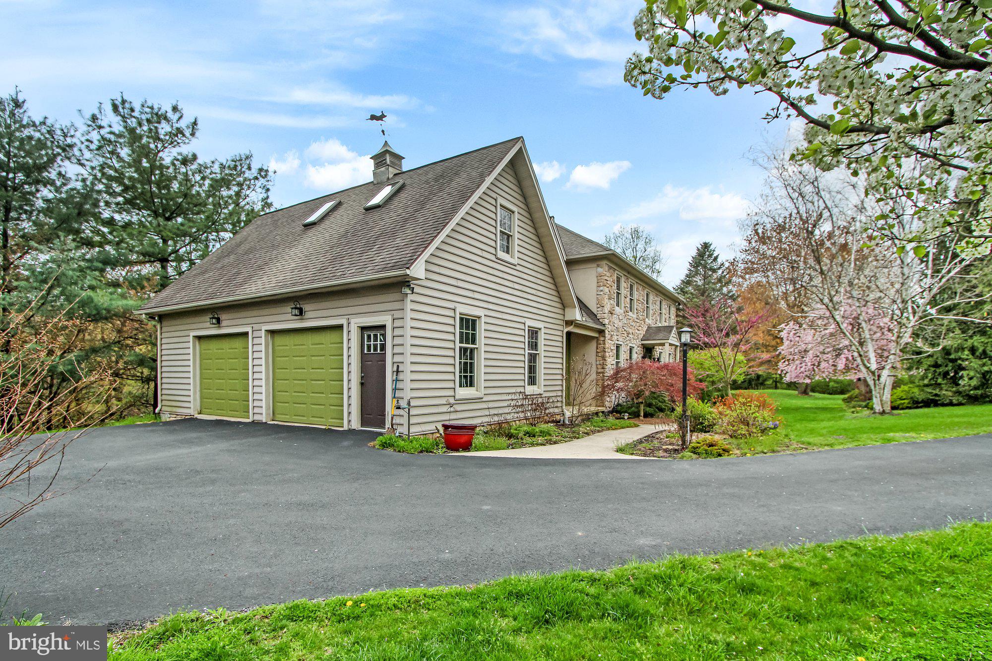 3540 Deininger Road York, PA 17406 - Photo 10 of 13 Gallery Image 10