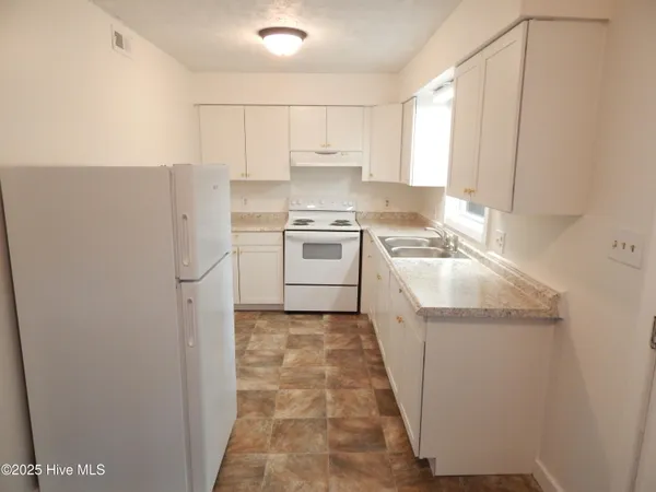 $229,900 | 112 Ridge Place, Greenville, NC 27834