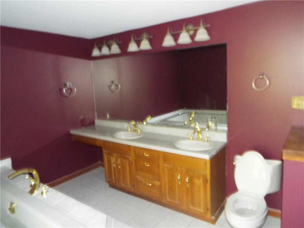 200 Durst Road Irwin, PA 15642 - Photo 17 of 25 Gallery Image 17