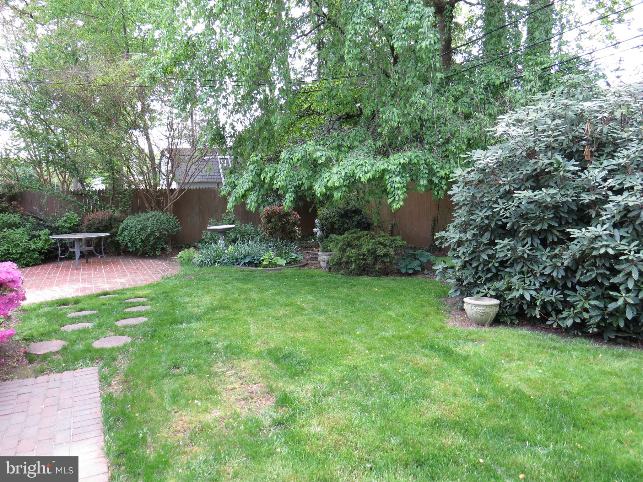 25 Ardmore Road Newark, DE 19713 - Photo 30 of 32 Tranquil Backyard