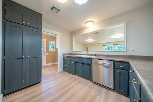 $425,000 | 4185 Meander Drive, Redding, CA 96001