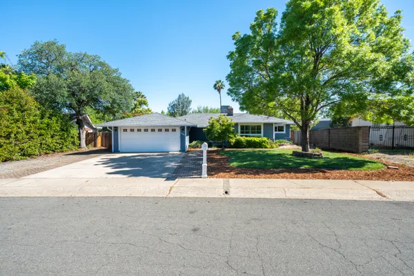 $425,000 | 4185 Meander Drive, Redding, CA 96001