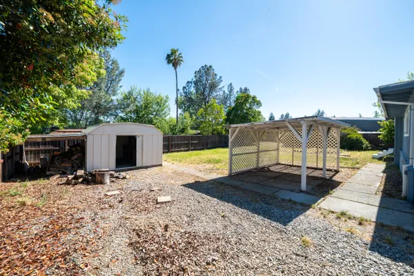 $425,000 | 4185 Meander Drive, Redding, CA 96001