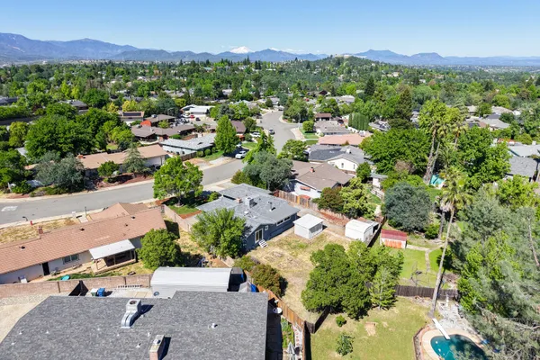 $425,000 | 4185 Meander Drive, Redding, CA 96001
