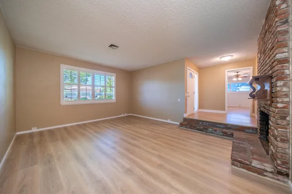 $425,000 | 4185 Meander Drive, Redding, CA 96001