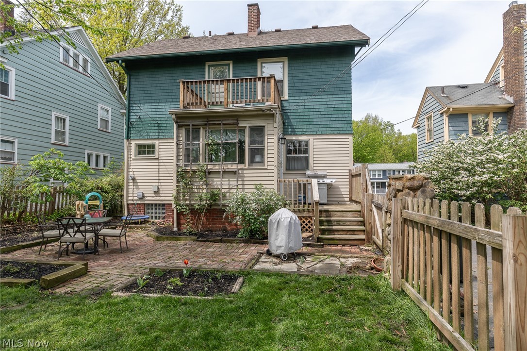 1587 Rydalmount Road Cleveland Heights, OH 44118 - Photo 4 of 24