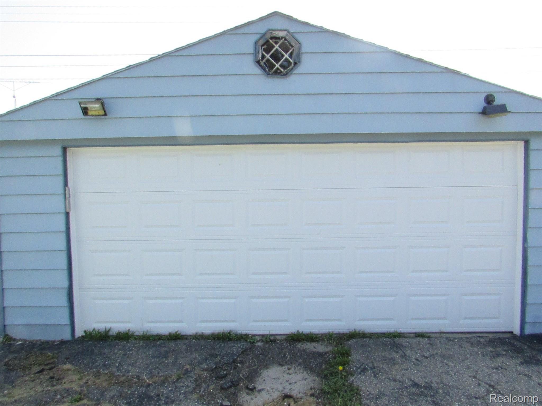 6706 Fleming Road Flint, MI 48504 - Photo 3 of 12 fleming bi weekly 9-3-19 2019-02-12 001.JPG