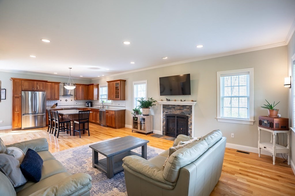 320 Belchertown Road Ware, MA 01082 - Photo 12 of 42