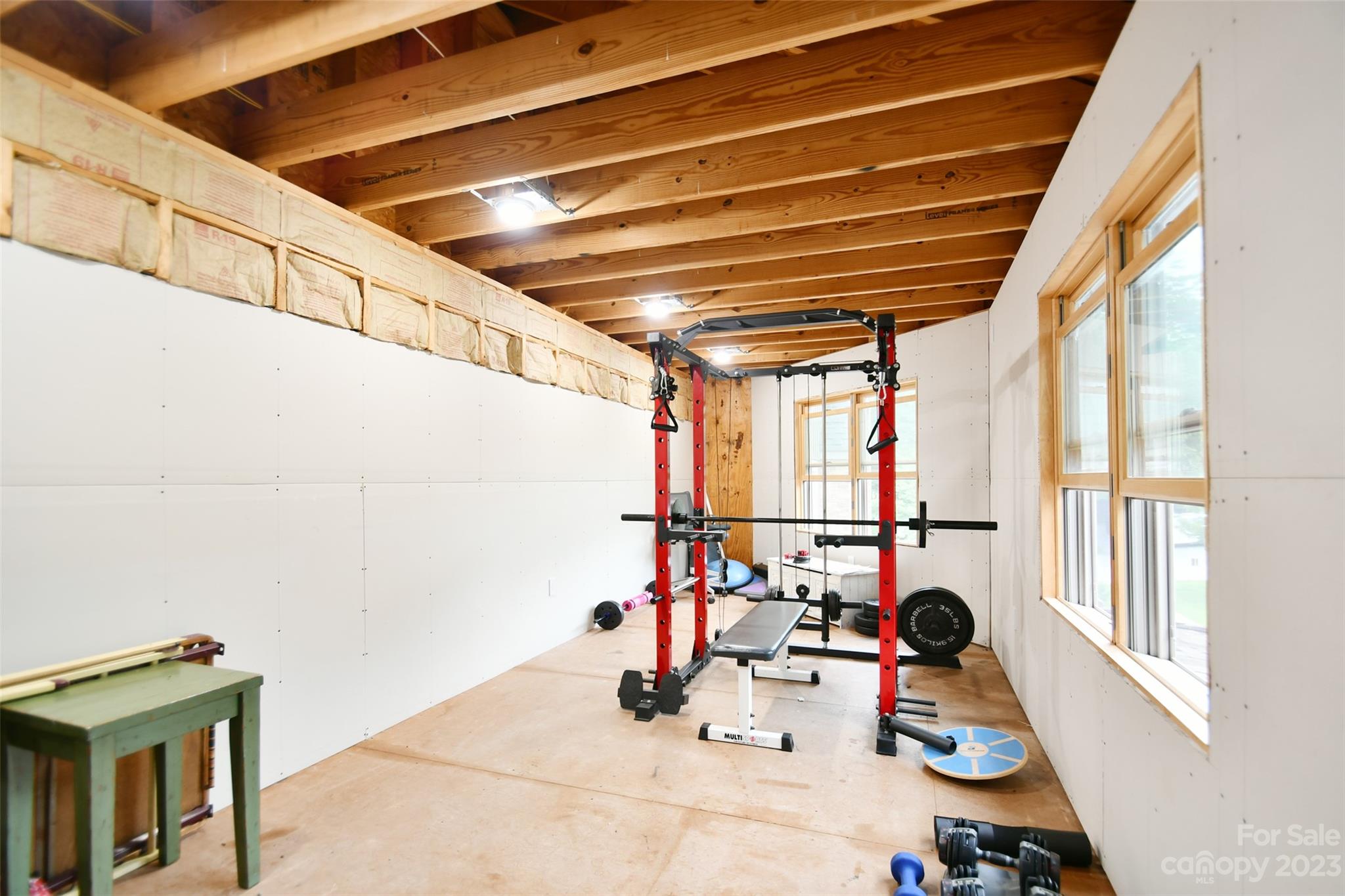 19201 Davidson-Concord Road Davidson, NC 28036 - Photo 33 of 47 a room with furniture and a window