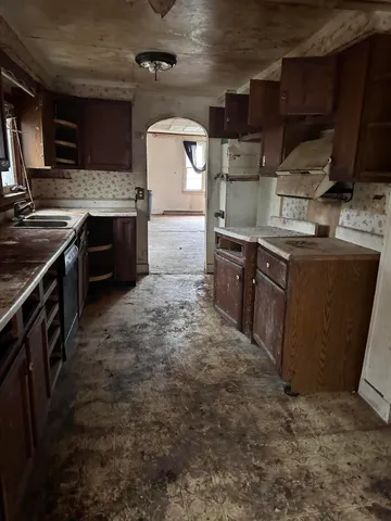 $76,800 | 320 Lutzke Road, Saginaw, MI 48609