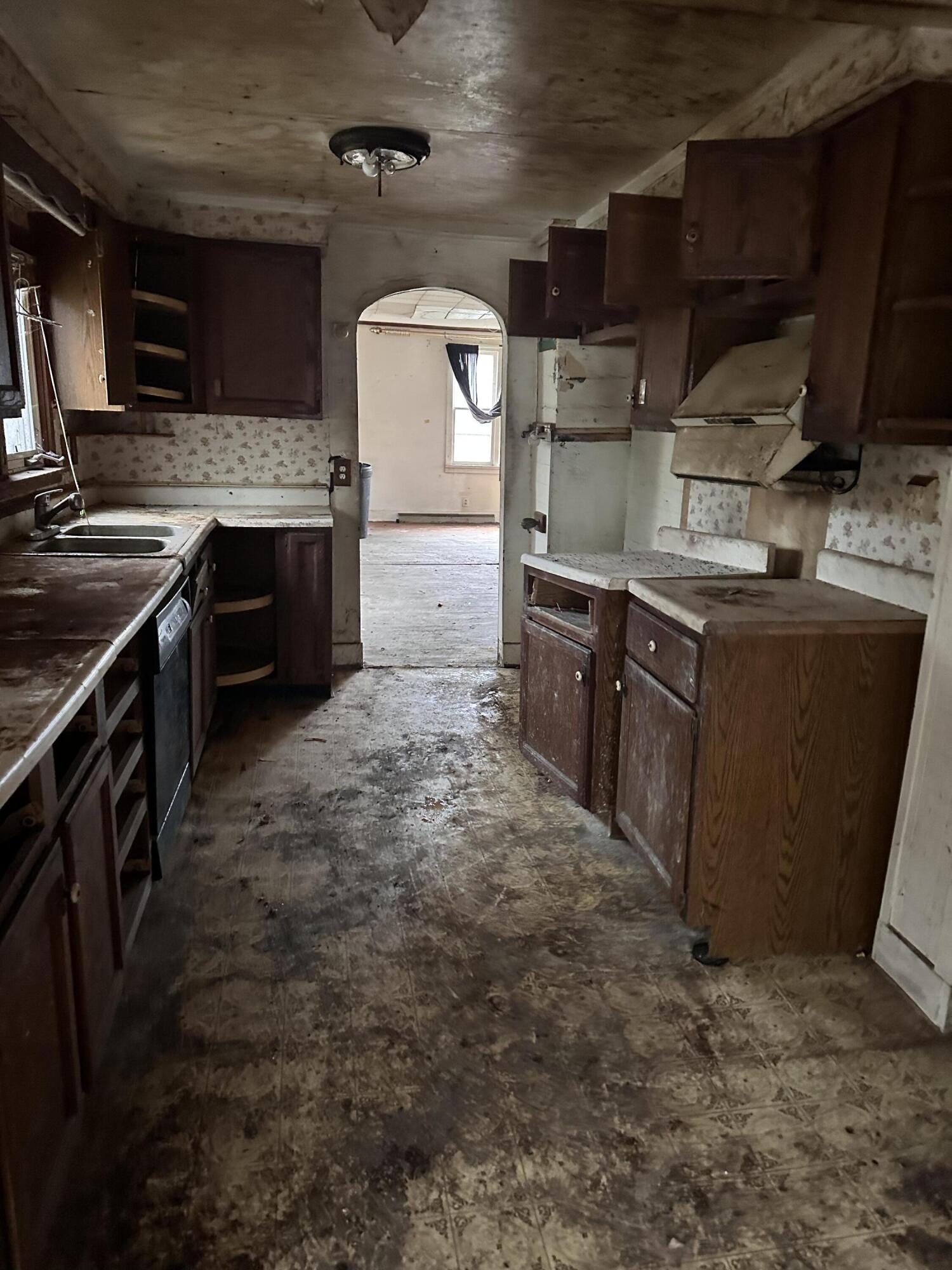 320 Lutzke Road Saginaw, MI 48609 - Photo 33 of 50 34