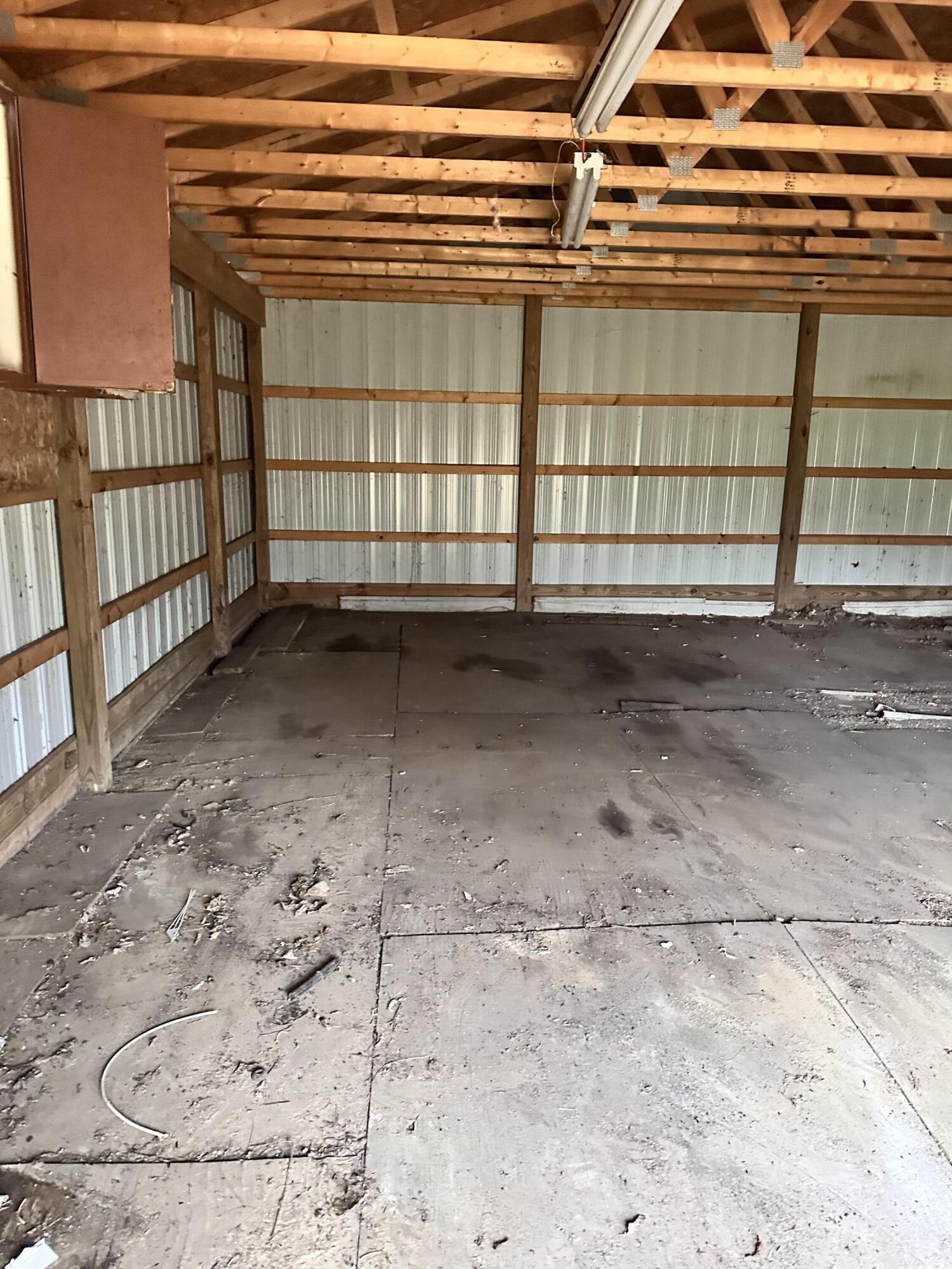 320 Lutzke Road Saginaw, MI 48609 - Photo 37 of 50 40