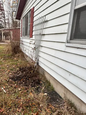 $72,500 | 320 Lutzke Road, Saginaw, MI 48609