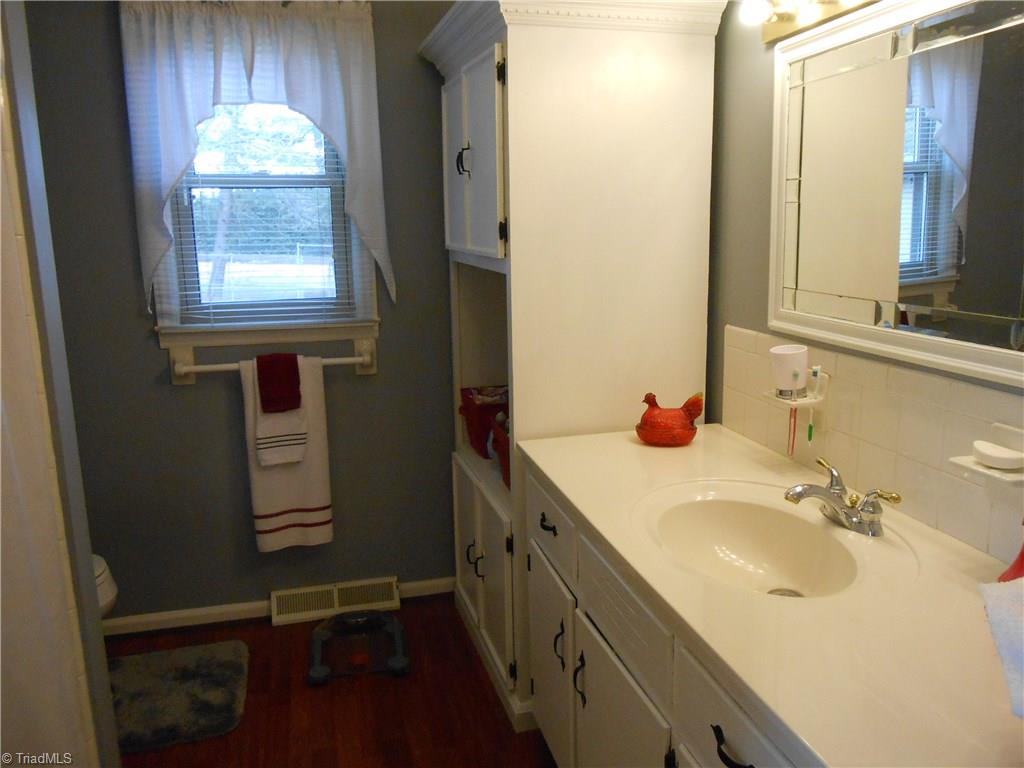 1197 Pleasant Ridge Road Greensboro, NC 27409 - Photo 13 of 30 Gallery Image 13