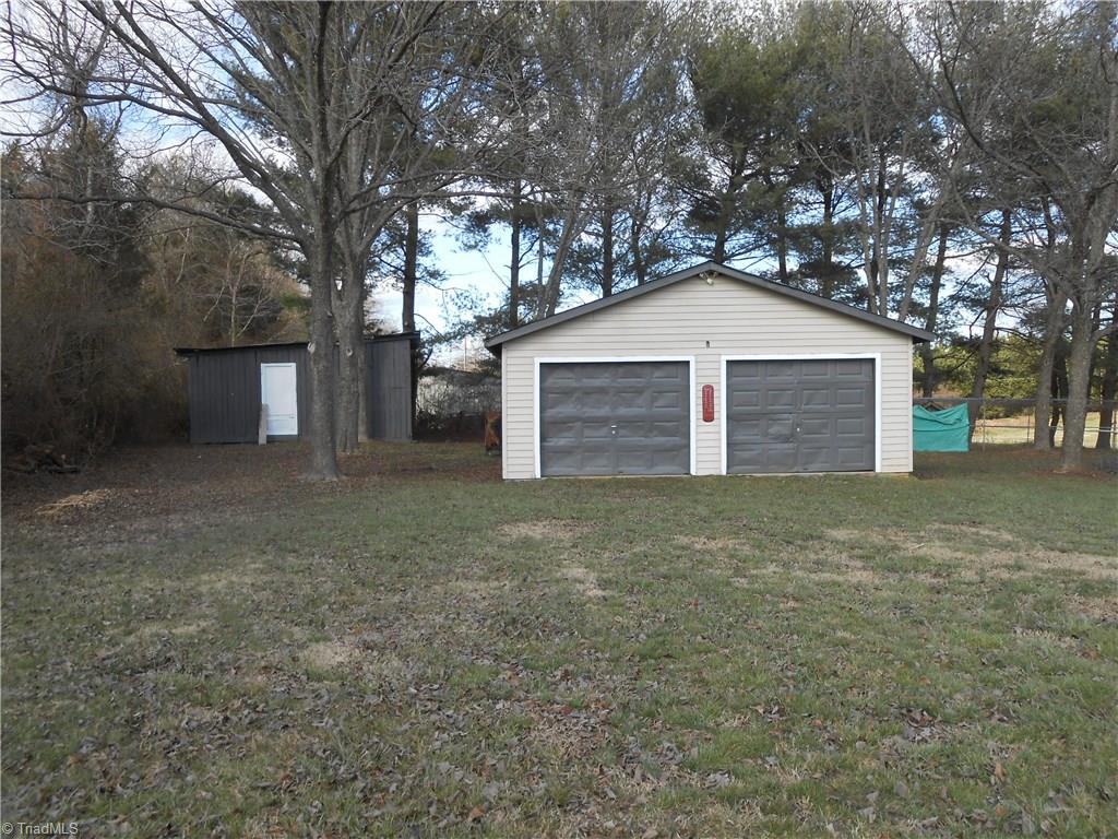 1197 Pleasant Ridge Road Greensboro, NC 27409 - Photo 28 of 30 Gallery Image 28