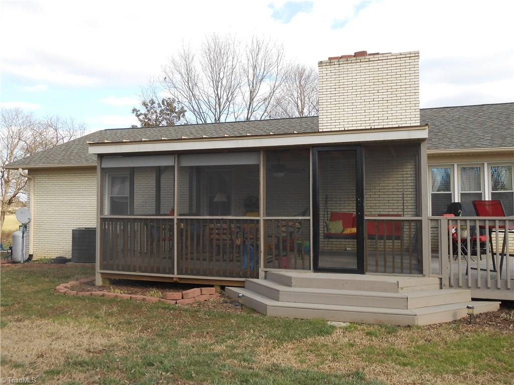1197 Pleasant Ridge Road Greensboro, NC 27409 - Photo 29 of 30 Gallery Image 29