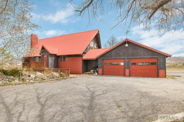 $430,000 | 2440 Cannon Road, Arco, ID 83213