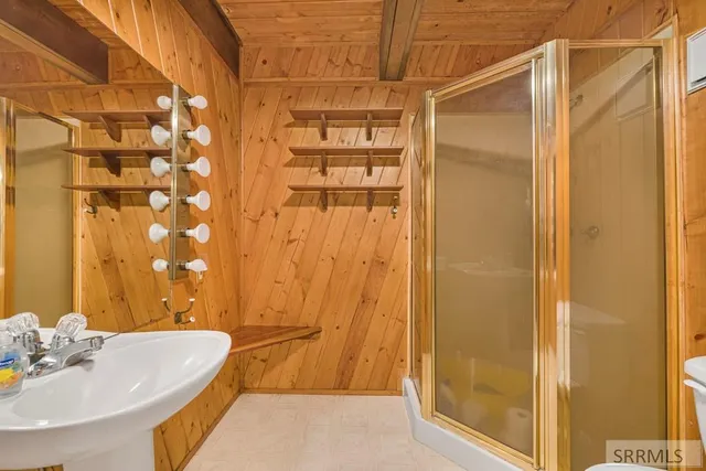 $435,000 | 2440 Cannon Road, Arco, ID 83213