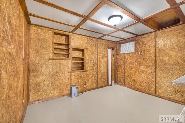 $435,000 | 2440 Cannon Road, Arco, ID 83213