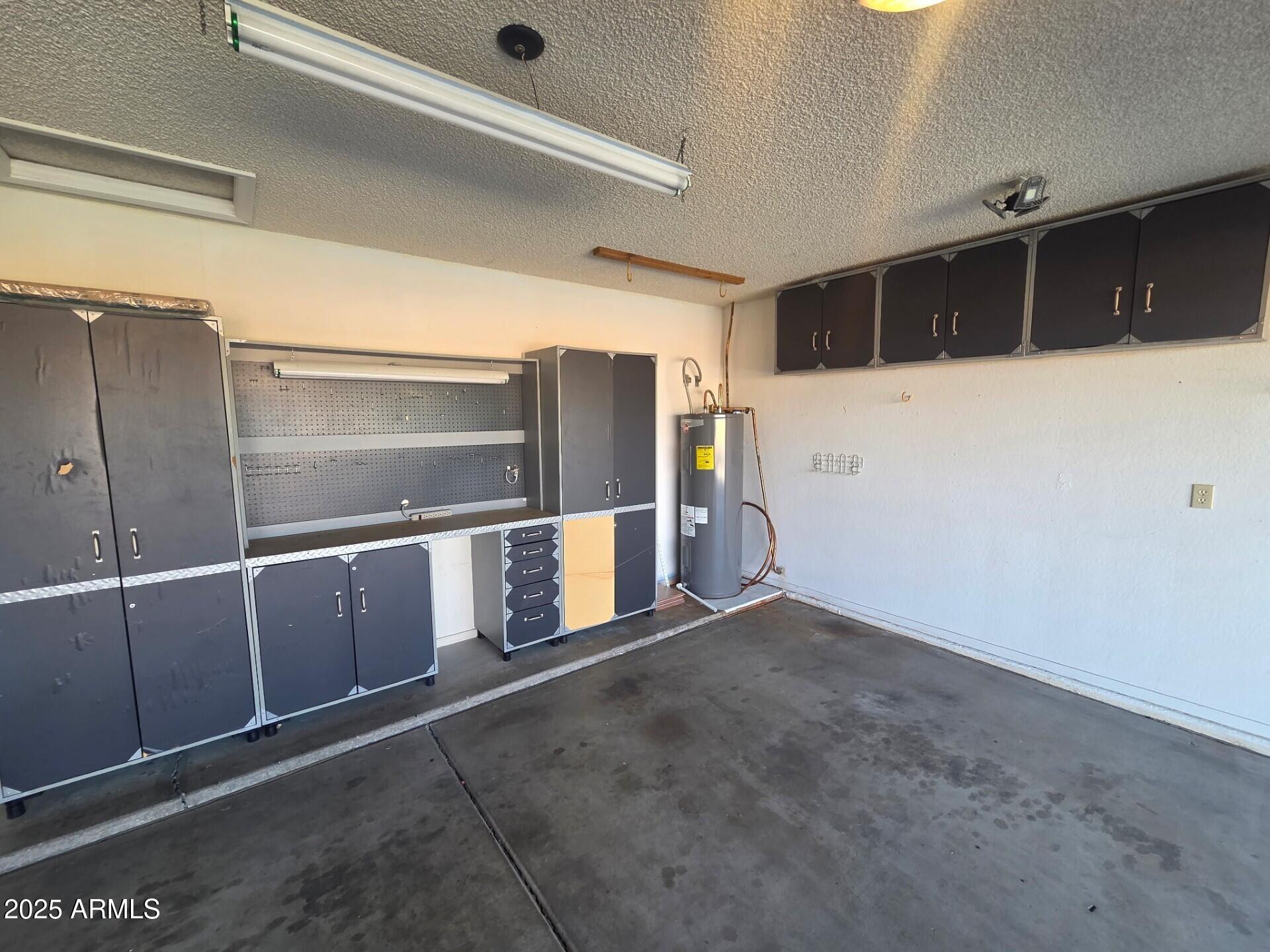 3009 East Utopia Road Phoenix, AZ 85050 - Photo 12 of 13 a view of an empty room