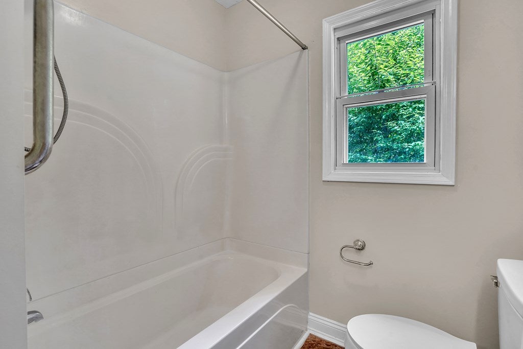 6701 Owens Road Radford, VA 24141 - Photo 23 of 41 Gallery Image 23
