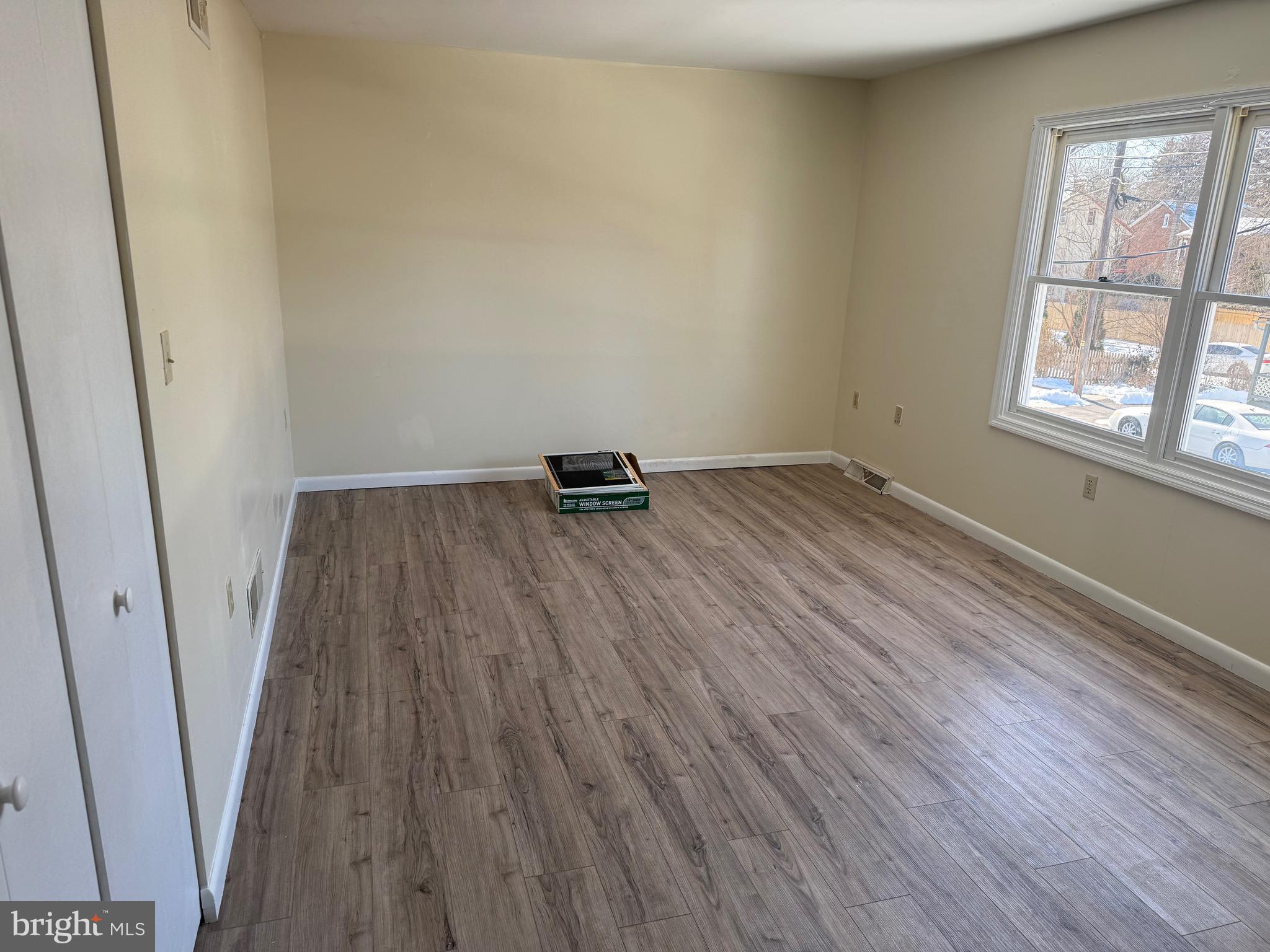 425 Factory Street Carlisle, PA 17013 - Photo 13 of 24