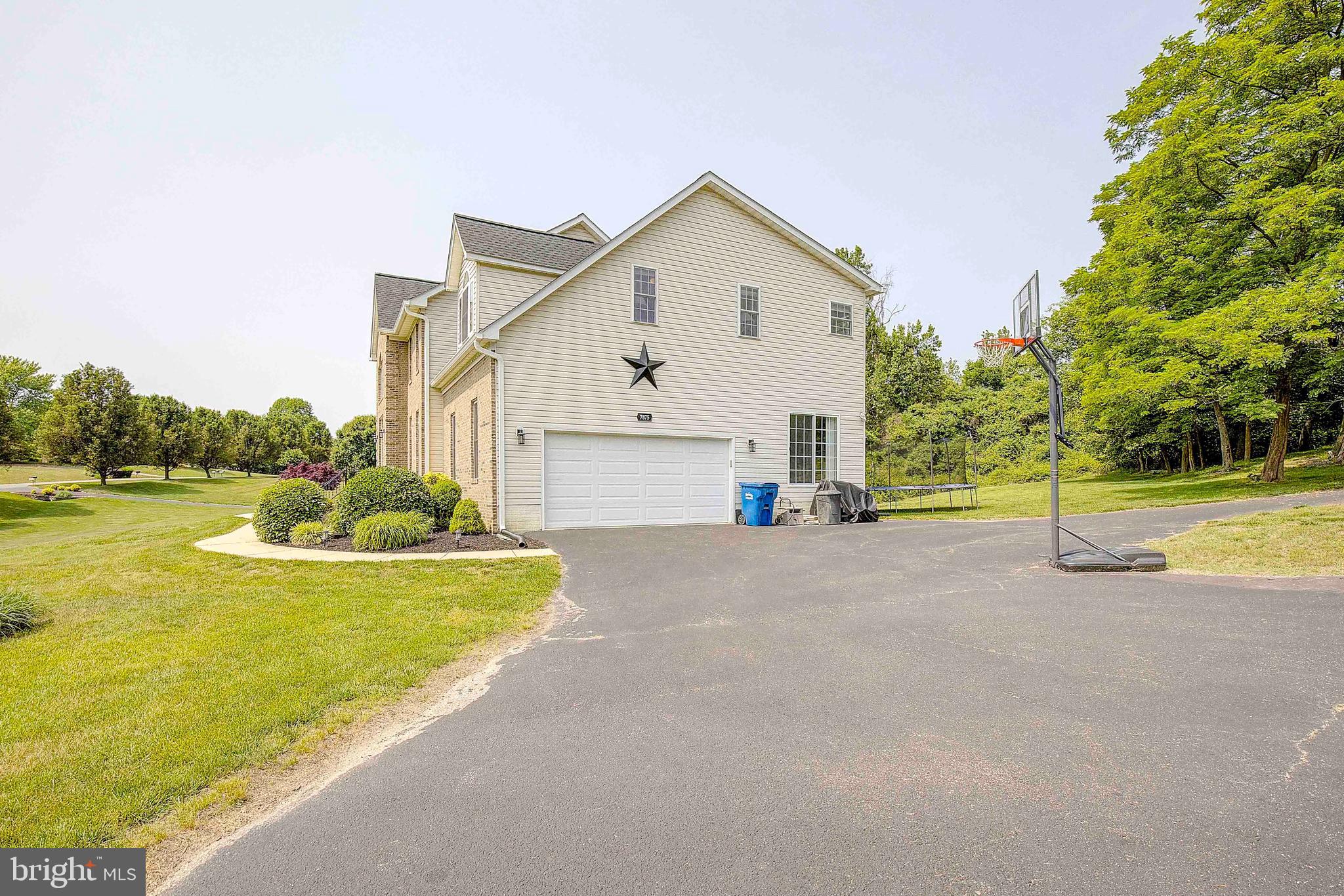 7875 Hampton Way Owings, MD 20736 - Photo 4 of 50