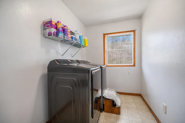 $299,900 | 70219 South River Road, White Pigeon, MI 49099