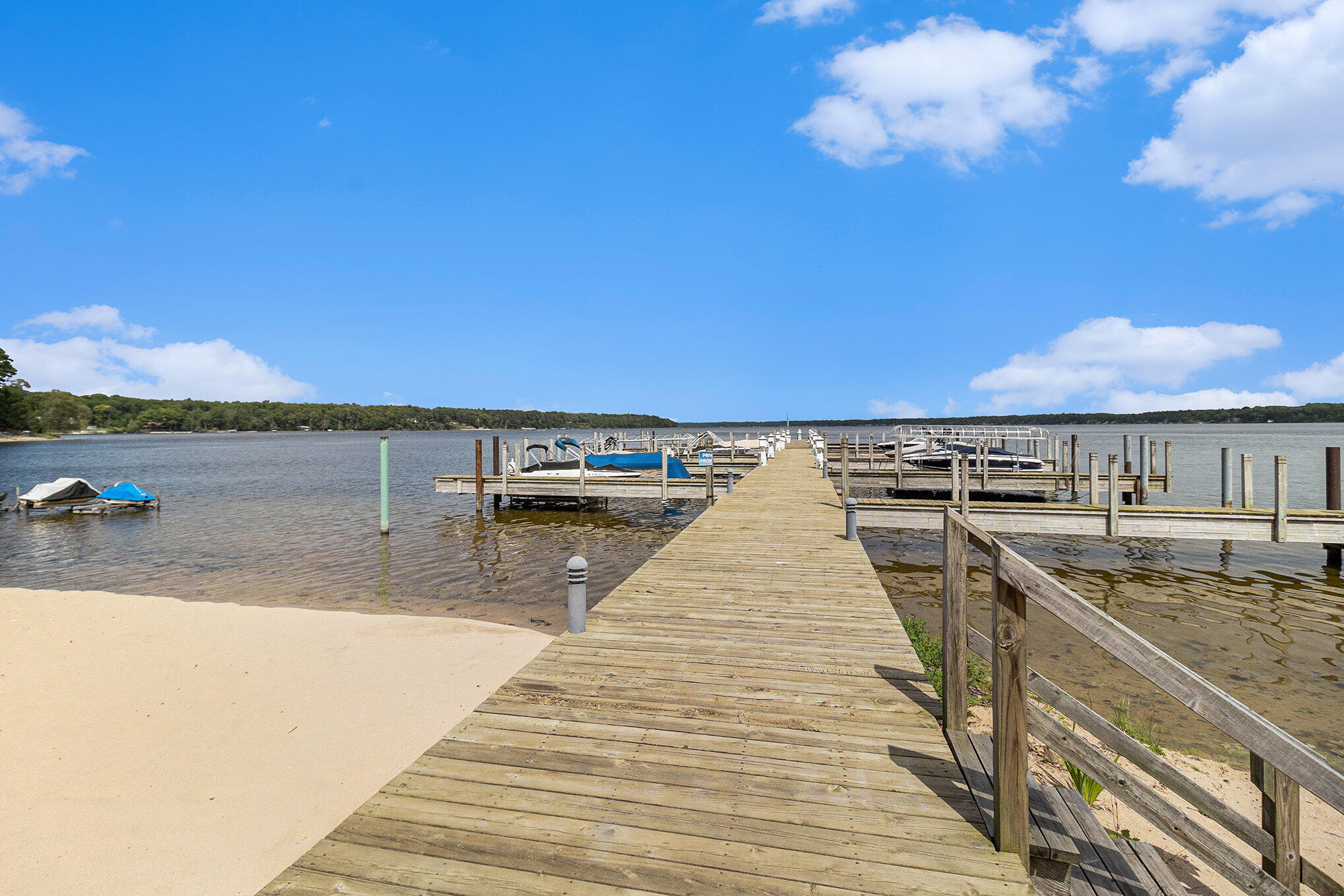 6180 Murray Road, Unit 301 Whitehall, MI 49461 - Photo 8 of 40 036_625a9942_540