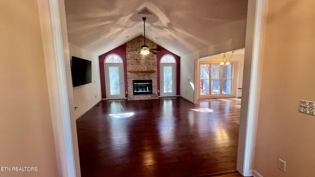 $1,700 | 202 Lakeview Drive, Crossville, TN 38558