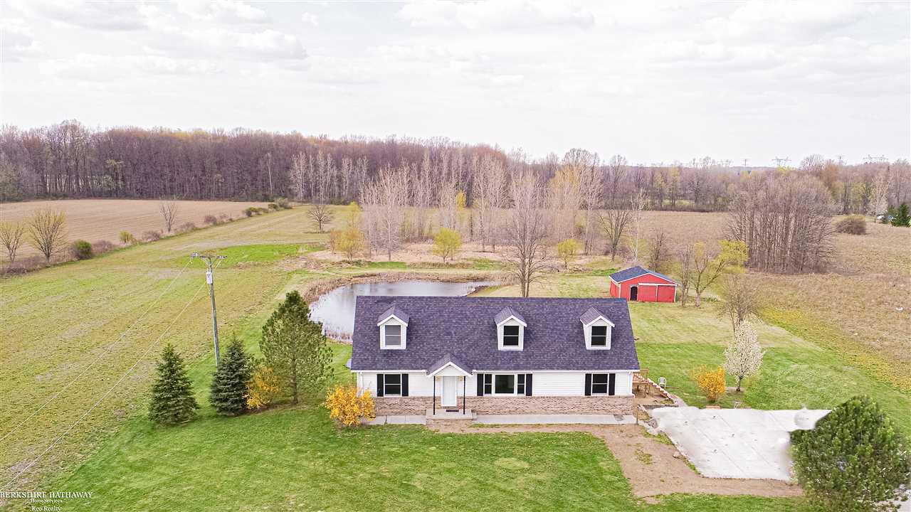 9700 Sparling Road Goodells, MI 48027 - Photo 3 of 51