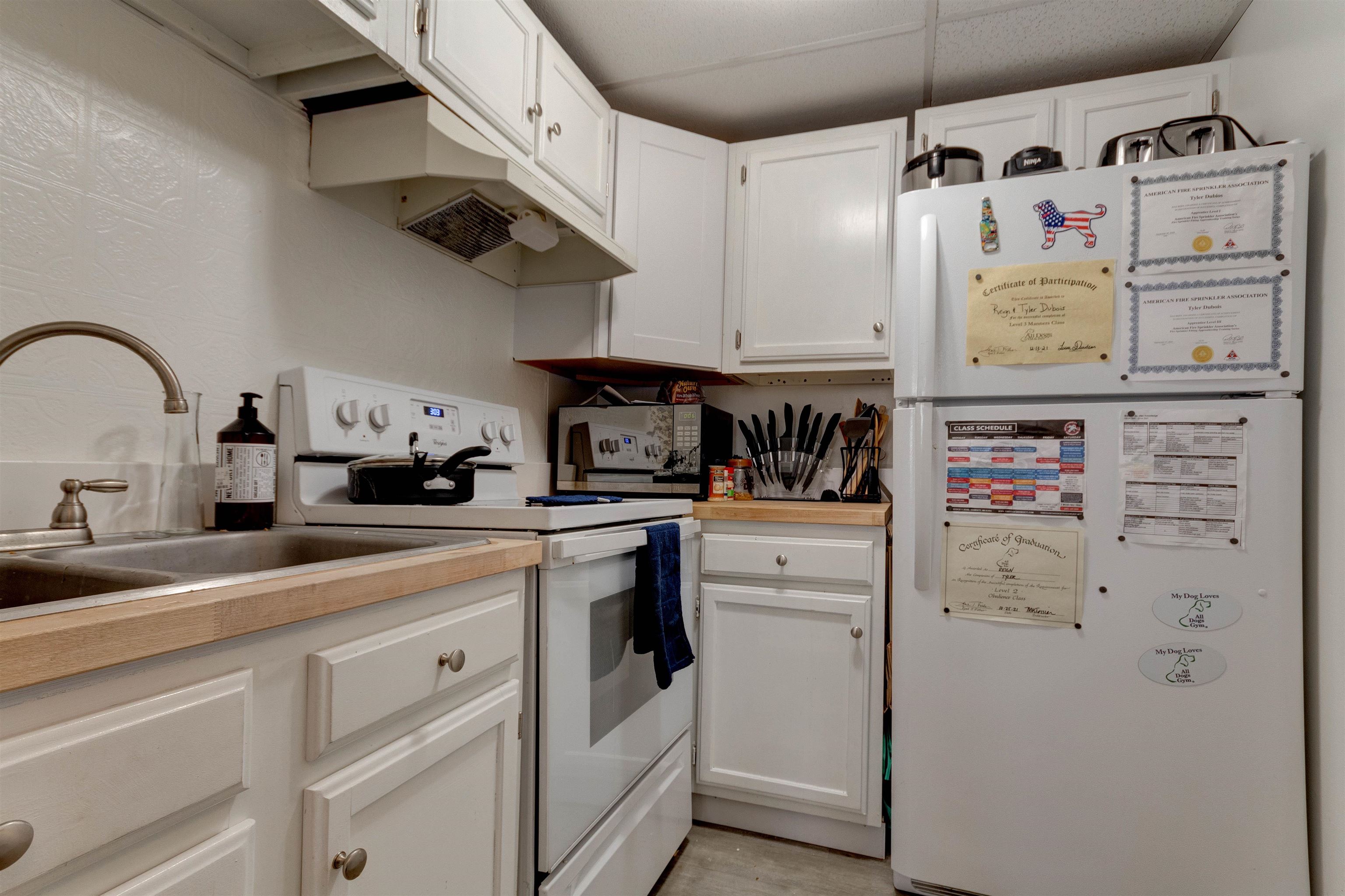 357 Amherst Street Manchester, NH 03104 - Photo 10 of 31 Gallery Image 10