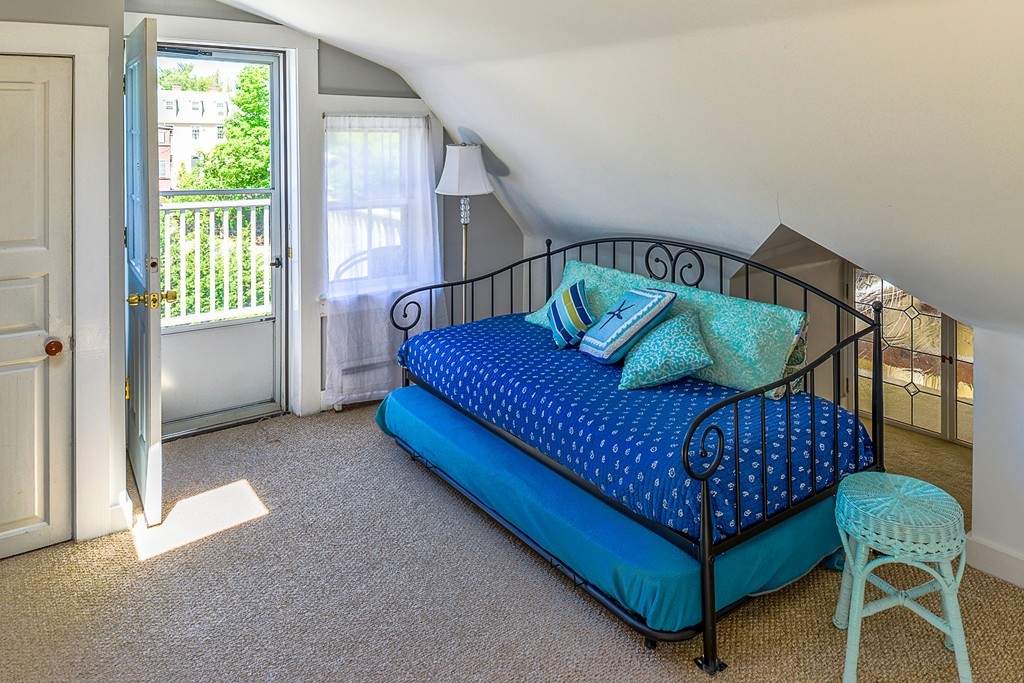 10 State Street, Unit 3 Marblehead, MA 01945 - Photo 12 of 13 Gallery Image 12