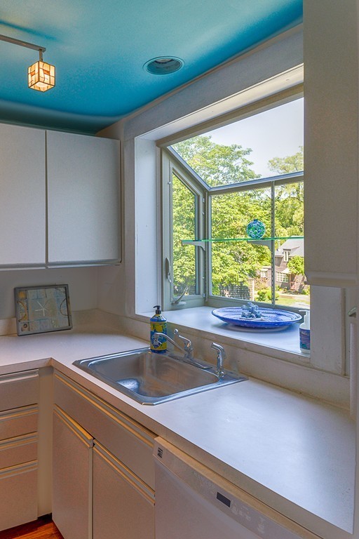 10 State Street, Unit 3 Marblehead, MA 01945 - Photo 6 of 13 Gallery Image 6