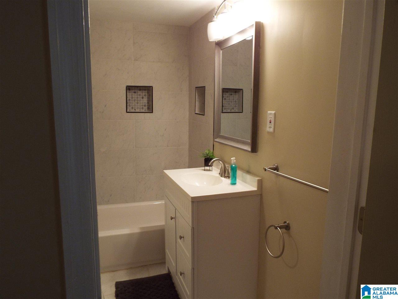 3920 Todd Avenue Southwest Birmingham, AL 35221 - Photo 13 of 24