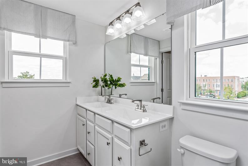 7113 Sollers Point Road Baltimore, MD 21222 - Photo 16 of 21