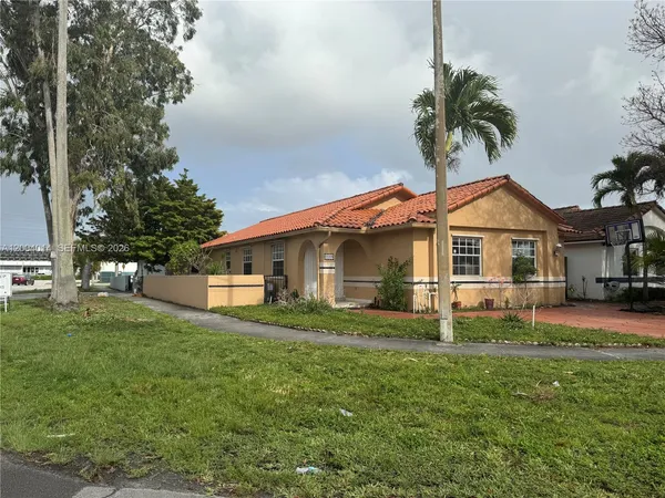 $649,000 | 7599 West 4th Court, Hialeah, FL 33014