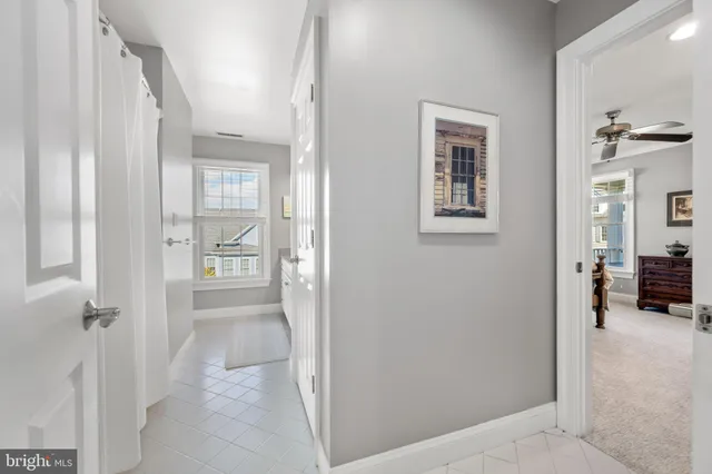 a view of a tennis court