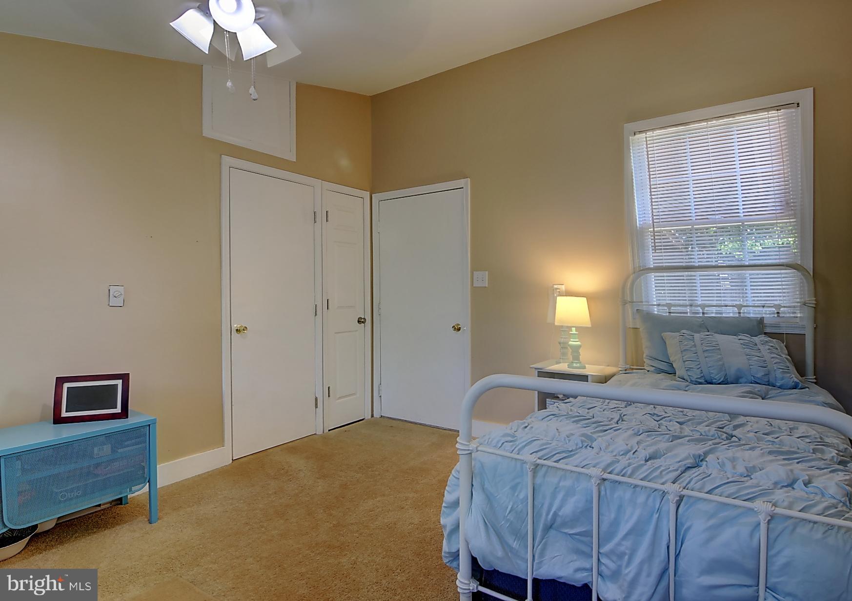 1614 Oriole Road Edgewater, MD 21037 - Photo 22 of 30 Bedroom 4