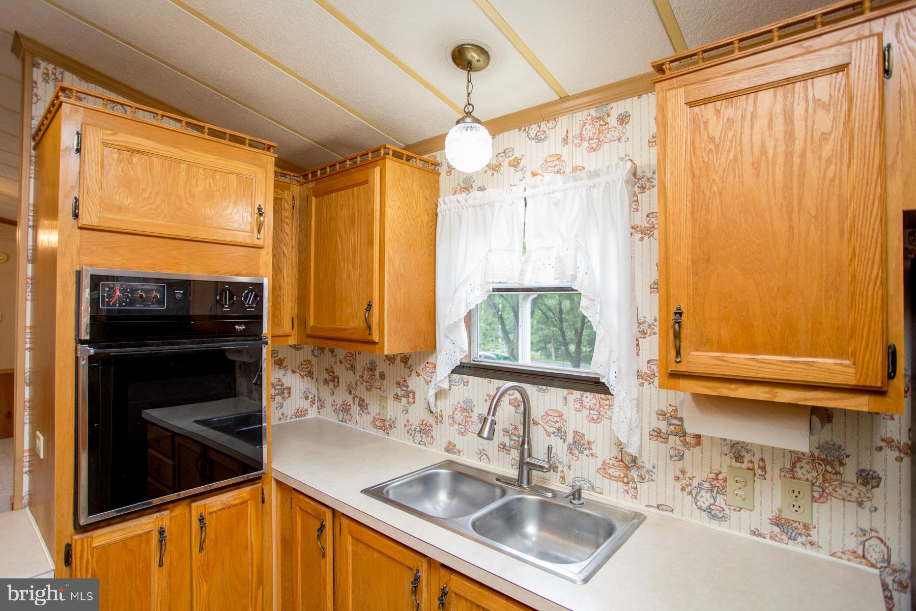 365 East Cherry Road, Unit 14 Quakertown, PA 18951 - Photo 16 of 31 Gallery Image 16