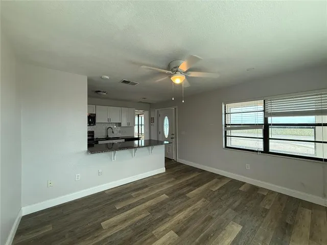 $1,600 | 2256 South Ocean Shore Boulevard, Unit E, Flagler Beach, FL 32136